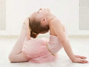 25 month old toddler development